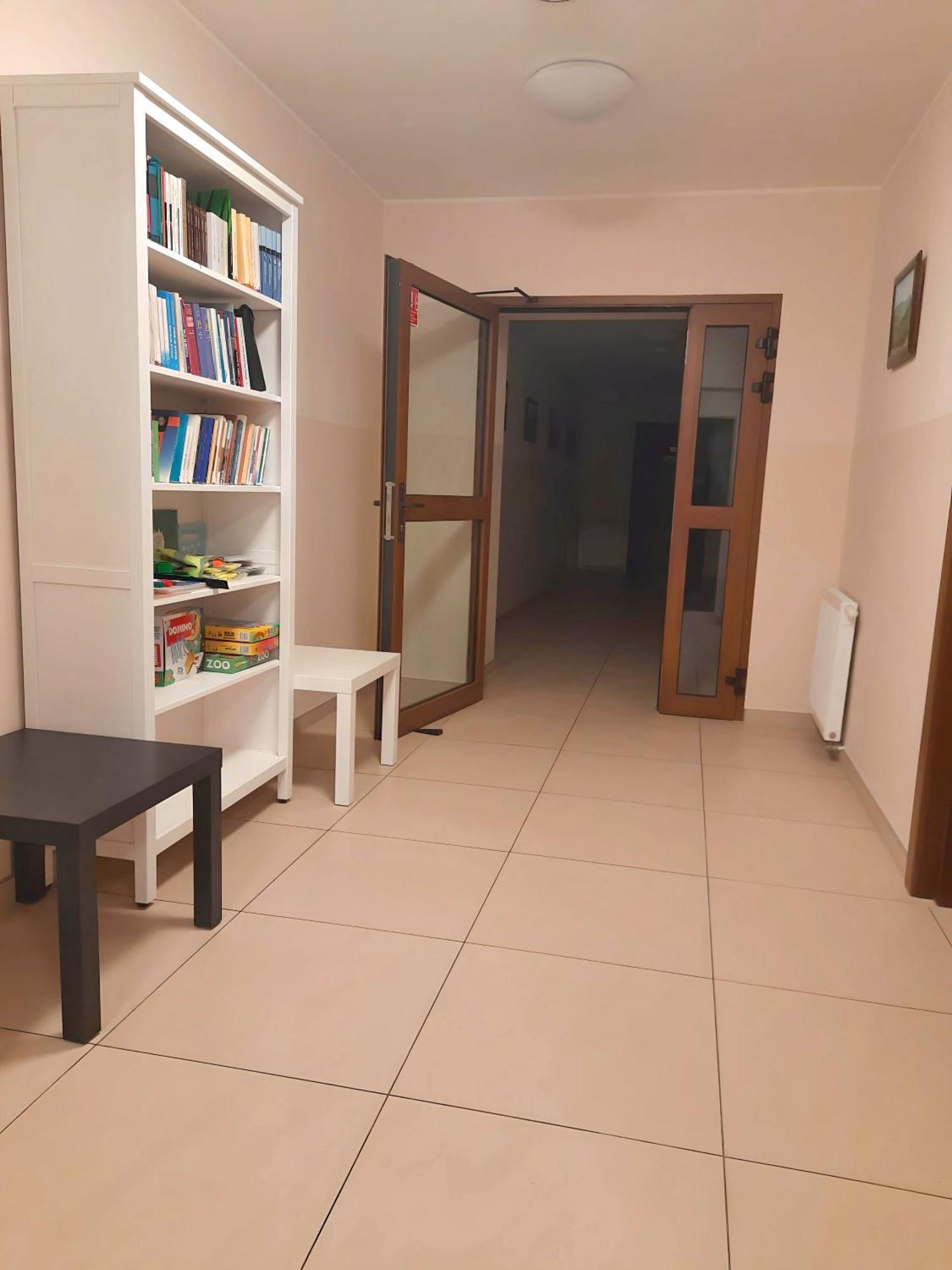 Karmelitanski Dom Goscinny Zawoja Buitenkant foto