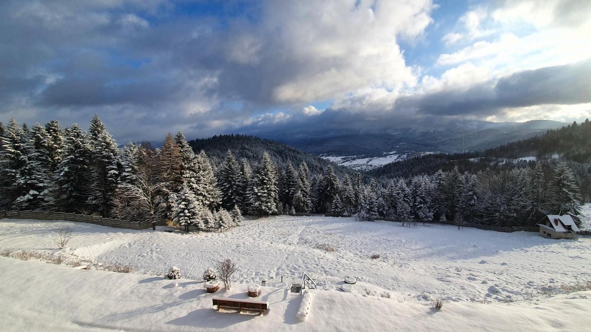 Karmelitanski Dom Goscinny Zawoja Buitenkant foto